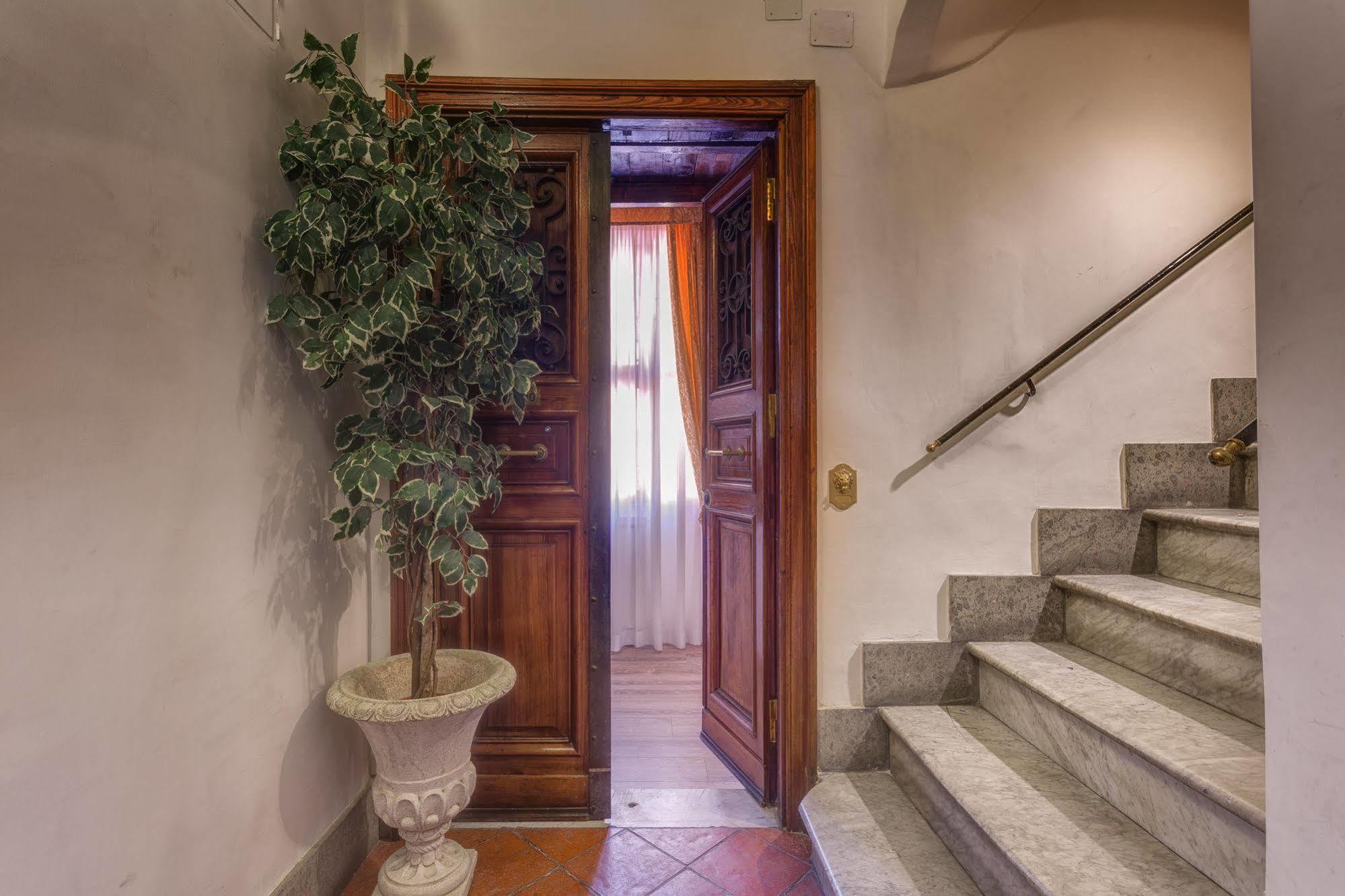 Tolentino Suites Rome Buitenkant foto